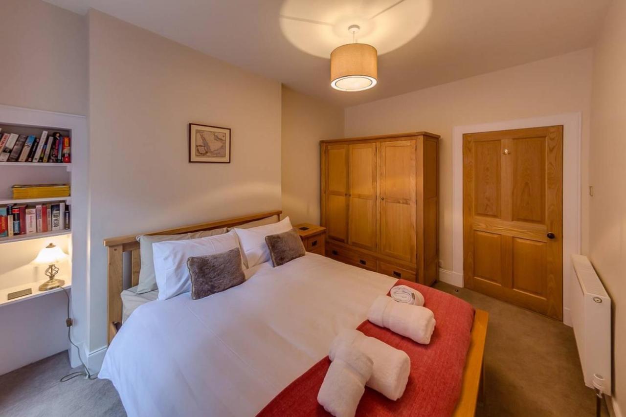 Joivy Stylish Apt In Trendy New Town Location Edimburgo Esterno foto