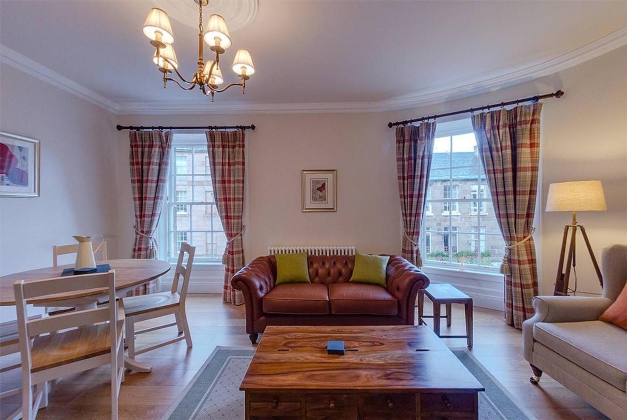 Joivy Stylish Apt In Trendy New Town Location Edimburgo Esterno foto